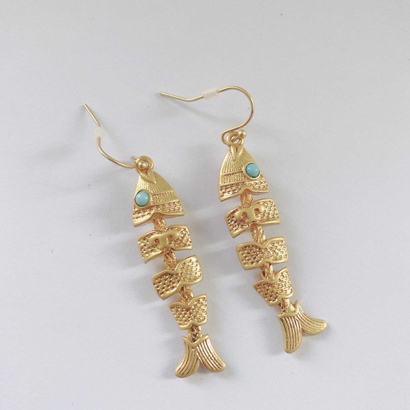 Tory Burch Fish Earrings - Picture 3 of 3